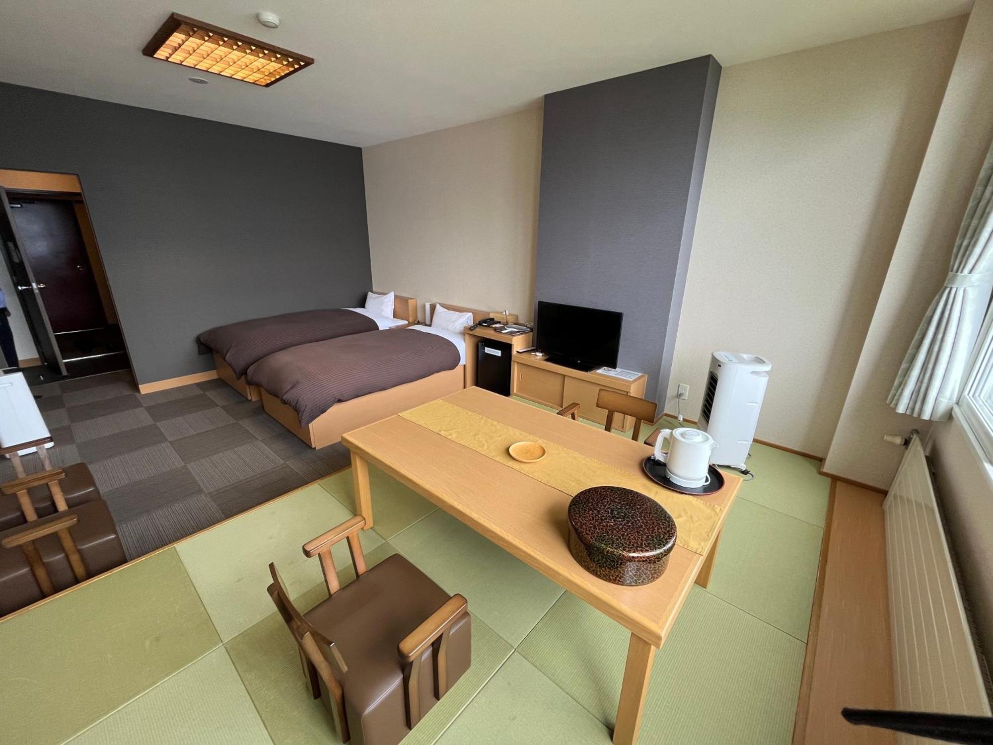 Marukoma Onsen Ryokan Chitose  Eksteriør billede